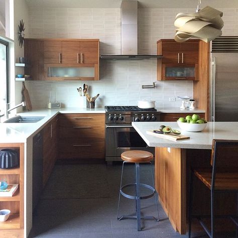 A little sneak peek from yesterday's shoot with @katiedenham in a beautiful mid century Streng Bros home in Sacramento. Many more photos to come. #katalvesphoto #katalvesphoto #kitchendesign #strengbros #interiordesign #heathceramics #design Average Kitchen Remodel Cost, Modern Countertops, Mid Century Modern Kitchen Design, French Kitchen Decor, Kitchen Vinyl, Kitchen Remodel Cost, Mid Century Modern Kitchen, Best Kitchen Designs, Mid Century Kitchen