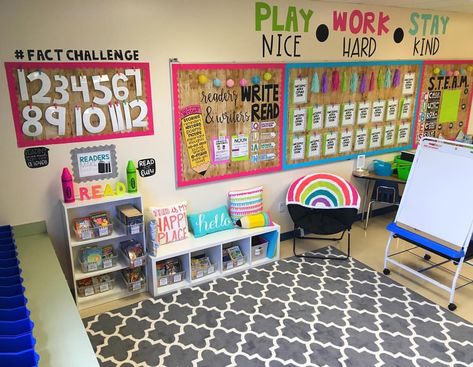 My favorite corner of my classroom 💕🌈📚✏️ 1st Grade Reading Corner, Reading Corner Kindergarten, Corner Classroom Ideas, Class Reading Corner, Cool Down Corner, Kindergarten Reading Corner, Small Classroom Setup, Classroom Setup Elementary, 2024 Classroom