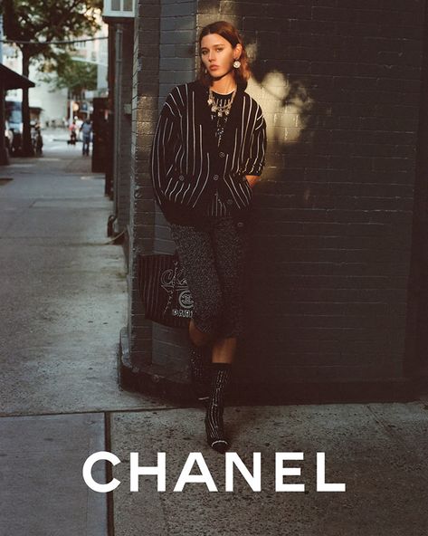 Vivienne Rohner Models CHANEL Pre-Spring 2023 Collection Chanel Ss23, Vivienne Rohner, 90s Models, 2023 Collection, Star Top, Striped Cardigan, Ad Campaign, Summer 2023, Top Model