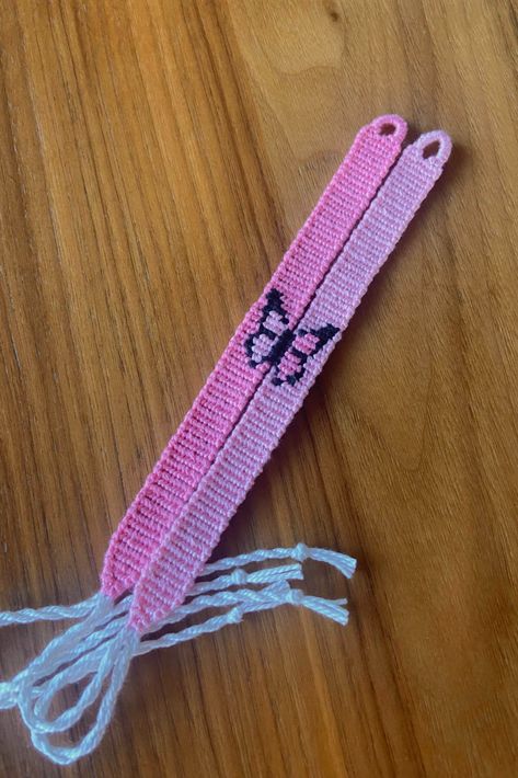 on etsy now!
braceletbook pattern #91405 Strings Of Fate, Frendship Bracelets, Butterfly Bracelets, Cool Friendship Bracelets, Cute Friendship Bracelets, Friendship Bracelet Patterns Easy, Diy Friendship Bracelets Patterns, San Jose California, Crochet Business