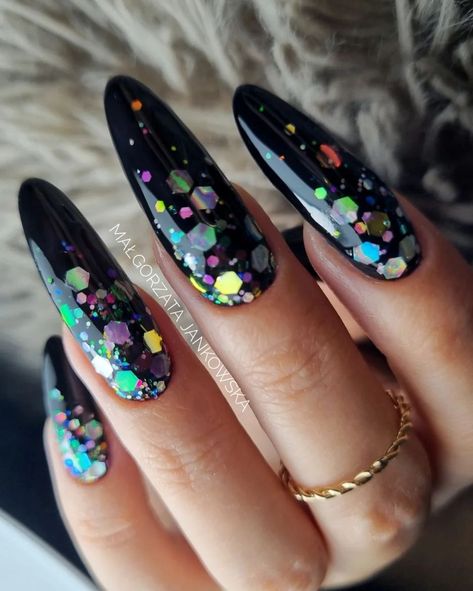 Storm Nails, Stilleto Nails Designs, Black Nails With Glitter, Goth Nails, Nail Design Inspiration, Nails Colors, Perfect 10, Popular Nails, Get Nails