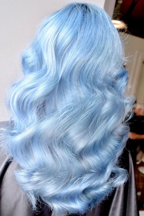 Dirty Blonde Highlights, Caramel Blonde Highlights, Ice Blue Hair, Icy Blue Hair, Short Hair Brown, Two Color Hair, Blonde Ends, Highlight Ideas, Light Blue Hair