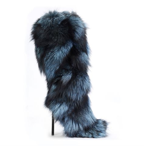 Fur Heels Outfit, Fur Boots Heels, Boots With Leg Warmers, Fox Fur Boots, Best Fall Outfits, Fashion Collection Inspiration, Fur Heels, Shoes Heels Classy, Heart Clothes