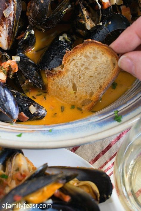 Portuguese-Style Mussels in Garlic Cream Sauce - A Family Feast® Garlic Mussels, Portuguese Style, Mussels Recipe, Garlic Cream Sauce, Family Feast, Seafood Dinner, Family Cooking, Portuguese Recipes, Cream Sauce