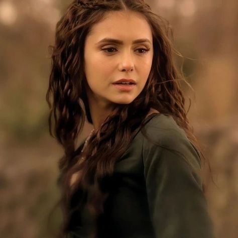 Katherine Aesthetic Tvd, Victorian Vampire, Katerina Petrova, Vampire Diaries Wallpaper, Vampire Diaries Cast, Katherine Pierce, Elena Gilbert, Sci Fi Movies, Vampire Diaries The Originals