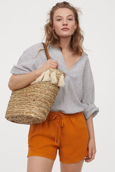 Farmer Chic, H&m Trousers, Short Weave, Linen Joggers, Classic Denim Shorts, Dark Yellow, Linen Trousers, Clothes Shopping, Drawstring Waistband