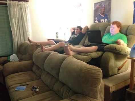 My roommates built a platform to give us stadium seating in our living room yesterday. - Imgur Double Decker Couch, Seating Living Room, Basement Movie Room, Stadium Seating, Tv Sofa, Fun Room, Meme Humor, Stadium Seats, Memes Of The Day