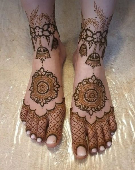 Mehndi Design Legs, Mehndi Designs For Foot, Mehendi For Legs Bridal Mehndi, Bridal Mehandi Legs Wedding Mehndi, Bridal Foot Mehendi Design, Mehendi Bridal Leg, Desi Mehndi, Feet Mehendi Design Wedding Mehndi, Feet Henna Design