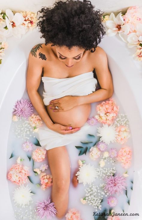 Bath Maternity Shoot, Baby Milk Bath, Diy Maternity Photos, Milk Bath Photos, Bath Pictures, Milk Bath Maternity, Milk Bath Photography, Bath Photography, Maternity Photoshoot Poses