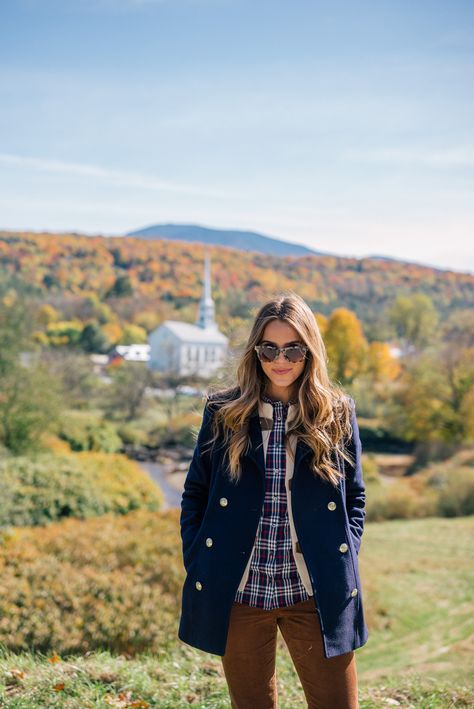 Gal Meets Glam Riding Boots For Fall - Frame Coat c/o, Tory Burch Sweater, J.Crew Shirt, Old Navy Pants & Krewe Sunglasses Winter Hair Accessories, Boots For Fall, Julia Berolzheimer, Prep Style, Estilo Country, Fall Clothing, Gal Meets Glam, Fall Inspo, Winter Hair