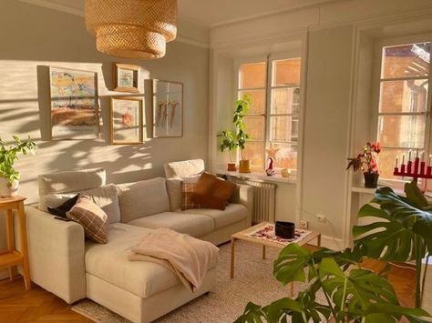 Neutral With Pop Of Color Living Room, Dorm Room Decor Ideas, Home Decor Apartment, Home Decor Cozy, Dream Apartment Decor, Future Apartment Decor, Futuristic Furniture, Apartment Aesthetic, Home Decor Modern