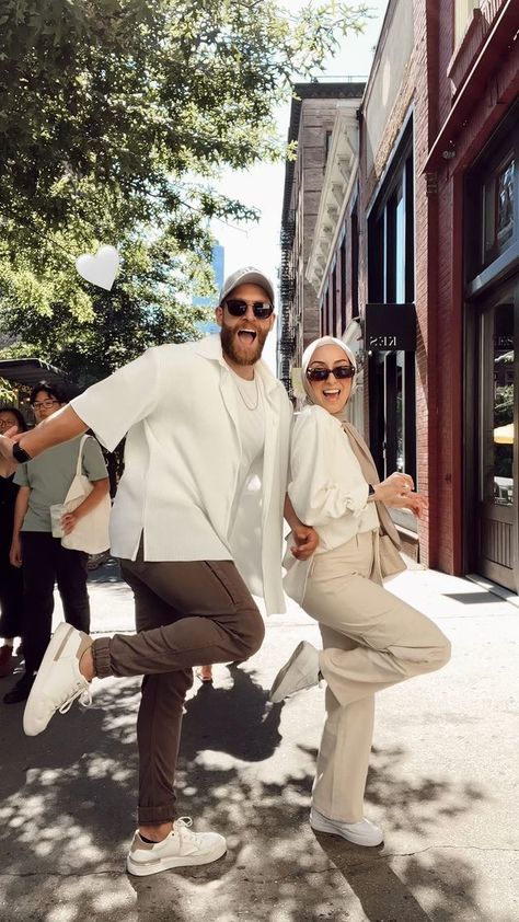 Couple Matching Outfits, Modest Outfit Ideas, Couple Fits, Muslim Couple, Outfits Modest, Honeymoon Outfits, Cute Couple Outfits, Cute Muslim Couples, Hijabi Outfits Casual