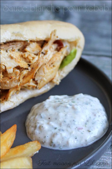 Sauce blanche pour kebab... - Fait maison par Lilouina Kebab Sauce, Greek Gyros, Tandoori Masala, Marinade Sauce, Burger Sauce, Lebanese Recipes, Kebabs, Salad Dressing Recipes, Burger Recipes