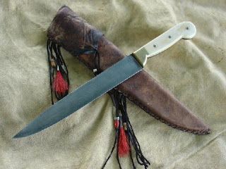 Contemporary Makers Smithing Projects, Antler Knife, Antler Carving, Belt Knife, Rpg Ideas, American Frontier, Homemade Fudge, Knife Design, Bowie Knife