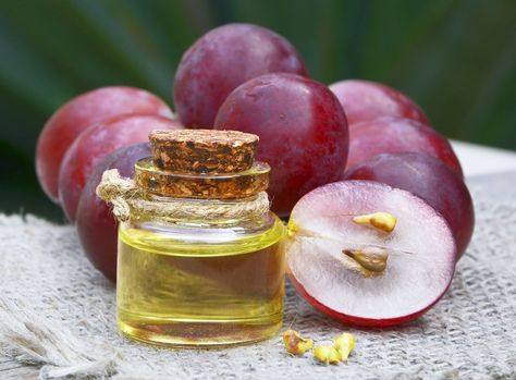 How Do Olive Oil and Grape Seed Oil Stack Up? Carrier Oils For Skin, Grape Oil, Healthy Cooking Oils, Grape Seed Oil, Essential Oils For Skin, Cooking Oils, Grape Seed Extract, Fruit Salad Recipes, Cheese Salad