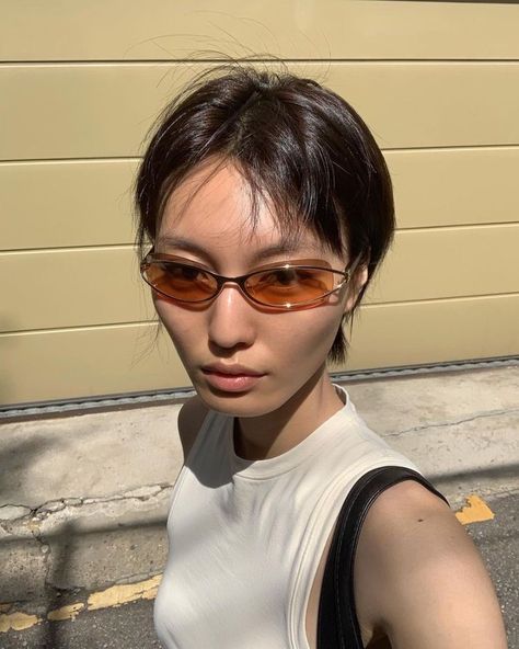 Foto Ideas Instagram, 가을 패션, Glasses Fashion, Pretty Face, Good Vibes, Hair Inspo, Fashion Inspo Outfits, Pretty People, Beautiful People