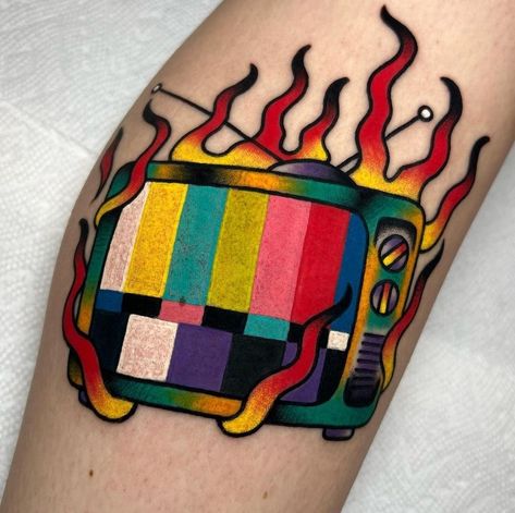 Radio Tattoo, Computer Tattoo, Animation Tattoo, Flash Art Tattoos, Tv Tattoo, Japanese Snake Tattoo, Traditional Tattoo Inspiration, Clown Tattoo, Tattoo Practice