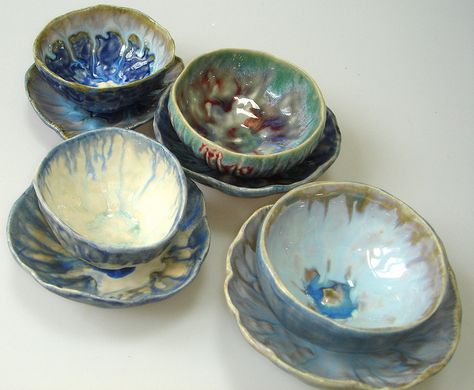 not your granny's teacups! by clayshapes, via Flickr Glaze Inspiration, Hannah Wells, Ceramic Tea Cups, Keramik Design, Diy Cups, Pinch Pots, Pottery Classes, Ceramics Pottery Art, Clay Art Projects