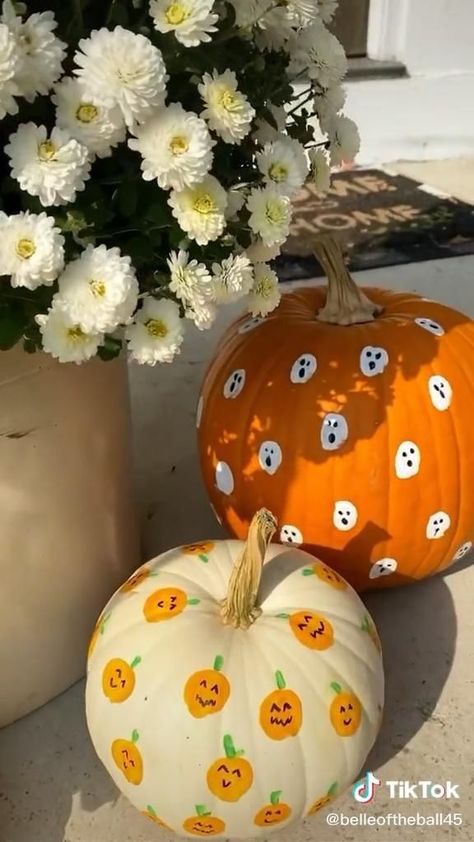 The cutest pumpkin craft for kids! [Video] | Halloween crafts decorations, Fall halloween crafts, Pumpkin halloween decorations Pumpkin Craft For Kids, Pumpkin Craft, Halloween Pumpkin Designs, Kids Video, Halloween Crafts Decorations, Crafts Halloween, Fall Thanksgiving Decor, Halloween Pumpkins Carvings, Pumpkin Halloween Decorations