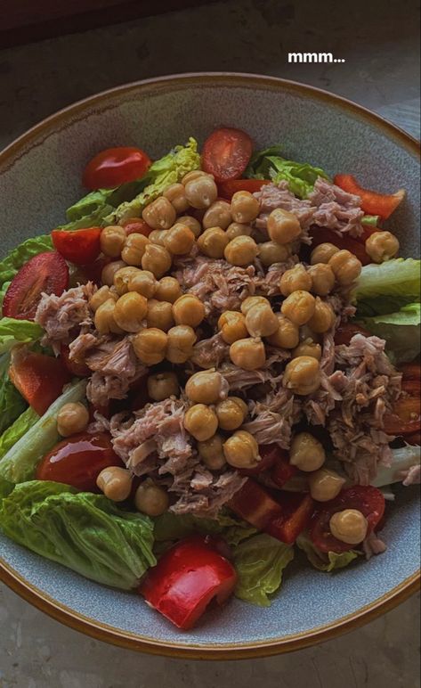 Healthy Bowl Recipes, Healthy Food Menu, Healthy Food Inspiration, Makanan Diet, Healthy Food Dishes, Healthy Lifestyle Food, Healthy Food Motivation, Chickpea Salad, Idee Pasto Sano