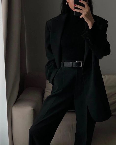 Turtle Neck Outfits, Long Sleeves Outfit, Black Shirt Outfit, Turtle Neck Outfit, Black Trousers Outfit, Sleeves Outfit, Black Top Outfit, Black Blazer Outfit, Black Pants Outfit