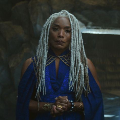 Velaryon Aesthetic, Queen Ramonda, Black Panther Costume, Natural African American Hairstyles, Angela Bassett, 4c Natural Hair, Bojack Horseman, Black Panther Marvel, African American Hairstyles