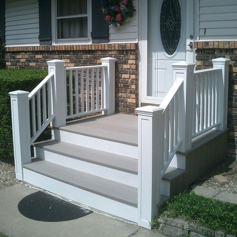 Concrete Front Steps, Front Porch Stairs, Veranda Design, Patio Stairs, Porch Stairs, Front Porch Steps, Front Door Steps, Front Stairs, Step Railing