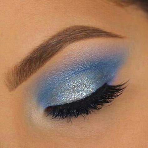 Sweet 16 Makeup, Cinderella Makeup, Disney Eye Makeup, Winter Wedding Makeup, Blue Eyeshadow Makeup, Quinceanera Makeup, Wonderland Makeup, Disney Makeup, Glasses Makeup