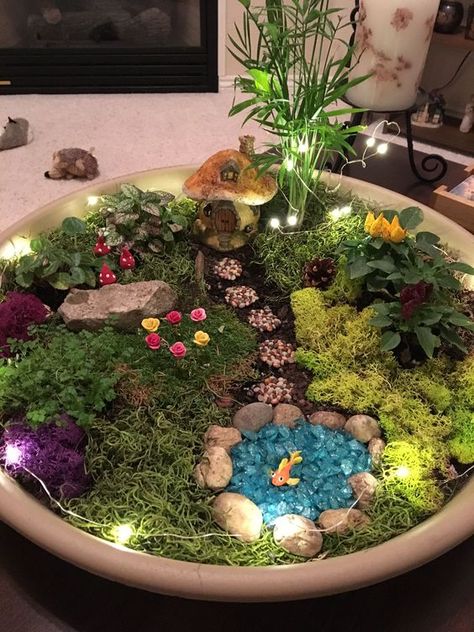 62 DIY Miniature Fairy Garden Ideas to Bring Magic Into Your Home Fairy Garden Design Ideas, Fairy Garden Pots, Indoor Fairy Gardens, Fairy Garden Ideas, نباتات منزلية, Fairy Garden Designs, Fairy Garden Crafts, Faeries Gardens, Mini Fairy Garden