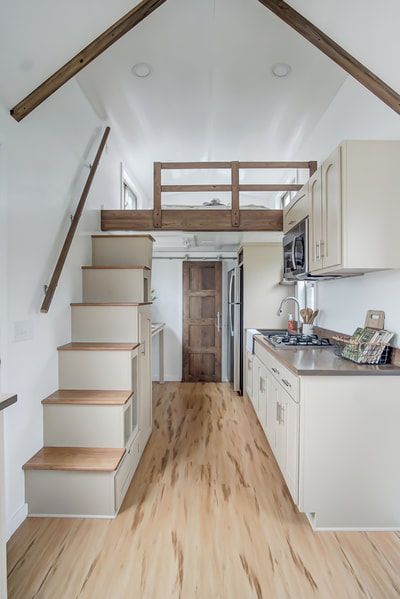 Tiny Loft, Tiny House Interior Design, Tiny House Loft, Best Tiny House, Tiny House Listings, Tiny House Kitchen, Modern Tiny House, Tiny House Movement, Small Room Design