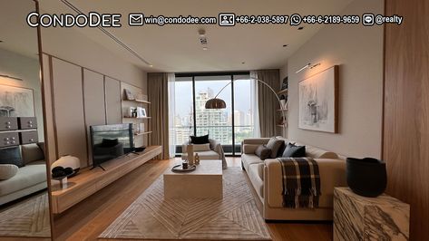 #beatniqsale #condosukhumvit32 #luxuryrealestate #luxurycondoforsale #luxuryapartment #condodee #remaxthailand A modern luxury condo for sale near BTS Thonglor with 2 bedrooms is available now in BEATNIQ Sukhumvit 32 - this luxury Bangkok apartment features high ceilings of 3.5 Modern Luxury Condo, Bangkok Apartment, Pool Pavilion, Condo Design, Luxury Condo, High Ceilings, Corner Unit, Reception Desk, Condos For Sale