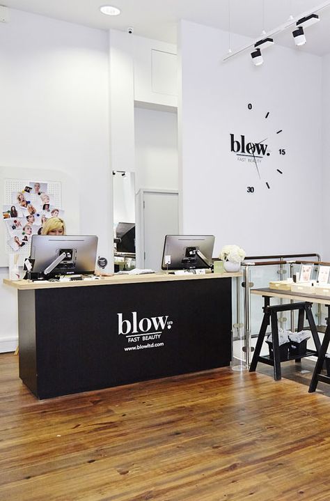 blow dry bars Dry Bar Hair, Blow Bar, Hair Academy, Mobile Beauty, Blow Dry Bar, London Living, Bar Inspiration, Hair Salon Decor, Dry Bars