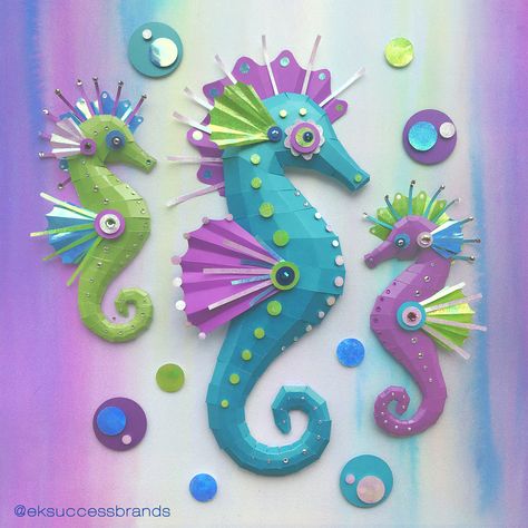 Make this fabulous seahorse family with EK Tools & our FREE template on the EK Success Brands Facebook page! 3d Seahorse Craft, Diy Seahorse Decor, Seahorse Template, Diy Seahorse, Seahorse Craft, Seahorse Crafts, Activity Jar, Seahorse Decor, Under The Sea Crafts