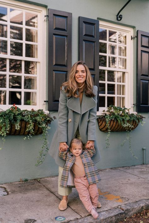 Layering for the Cold - Julia Berolzheimer Sophie Outfit, Julia Berolzheimer, Stylish Mom, Mommy Style, Fall Photoshoot, Straight Leg Denim, Light Sweater, Mom Outfits, Coat Fashion