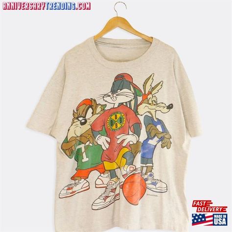 Vintage 1993 Looney Tunes B Basket Ball Graphic T-Shirt Unisex Classic Check more at https://anniversarytrending.com/product/vintage-1993-looney-tunes-b-basket-ball-graphic-t-shirt-unisex-classic/ Looney Tunes T-shirt, Vintage Looney Tunes Shirt, Looney Tunes Clothes, Looney Tunes Shirt, Willy Wonka, Basketball Shorts, Looney Tunes, Childhood Memories, Graphic T Shirt