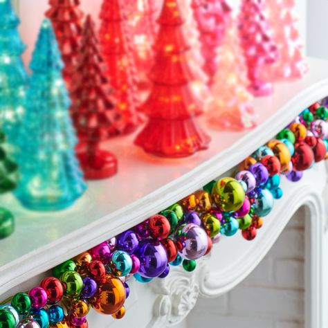 Raz 6' Multicolor Ball Christmas Garland G4202280 Colorful Christmas Decorations, Whimsical Christmas Decor, Raz Imports, Crystal Christmas Tree, Christmas Decorations Garland, Christmas Tree Accessories, Unique Christmas Decorations, Christmas Tree Garland, Jolly Christmas