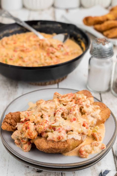 Crawfish Julie Recipe, Crawfish Sauce For Fish, Shrimp And Crawfish Recipes, Crawfish Julie Sauce Recipe, Crawfish Gravy, Creole Crawfish Gravy, Crawfish Cream Sauce For Fish, Creamy Crawfish Sauce, Crawfish Dipping Sauce