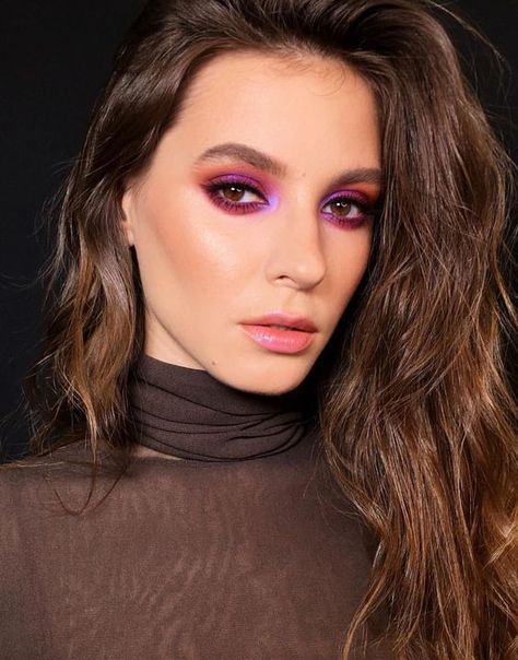 24 Fall Makeup Trends: Shockingly Wearable Makeup Looks For Fall Extreme Make-up, Winter Make Up, Matte Make Up, Makeup Cantik, Fall Makeup Trend, Pink Smokey Eye, Fall Makeup Looks, Beauty Make-up, Makijaż Smokey Eye