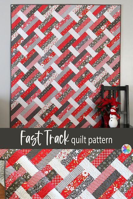 Fat Quarter Sewing Projects, Jelly Roll Race Quilt, Strip Quilt Patterns, Layer Cake Quilt Patterns, Fat Quarter Quilt Pattern, Jelly Roll Patterns, Layer Cake Quilts, Jelly Roll Quilt Patterns, Christmas Quilt Patterns