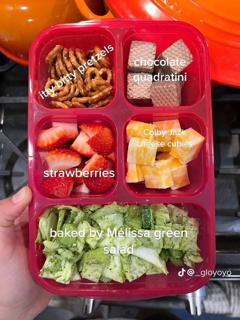 Lunch Meals For School, Lunch To Bring To School, Sports Lunch Ideas, Middle School Lunch Ideas For Picky Eaters, Middle Schooler Lunch Ideas, Lunch Ideas School Teenager, Small Healthy Lunches, School Lunch High School, School Lunch For Teens