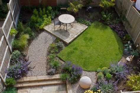 Small Square Garden Ideas, Small Backyard Garden, Ideas Para Decorar Jardines, Small Garden Plans, Garden Ideas Uk, Planning Garden, Small City Garden, Townhouse Garden, Trendy House