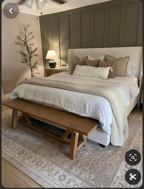 Olive Bedroom, Bedroom Ideas For Couples Modern, Sage Green Bedroom, Casa Country, Beige Bedroom, Redecorate Bedroom, Bedroom Green, Master Bedrooms Decor, Remodel Bedroom