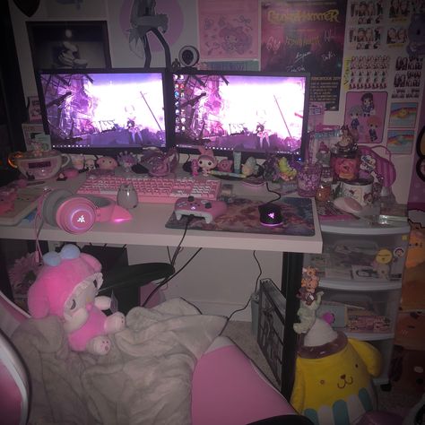 Kawaii Bedroom, Otaku Room, Gaming Room Setup, Room Goals, Cute Room Ideas, Gamer Room, Pretty Room, Dreamy Room, Kawaii Room