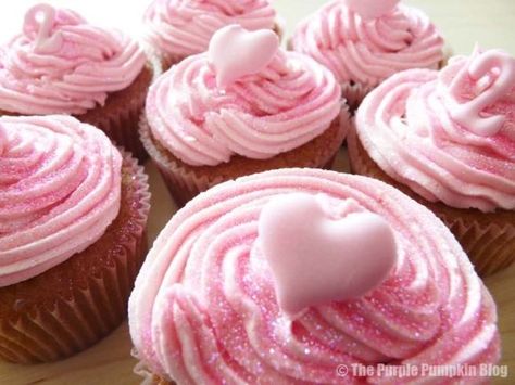 Pink Glitter Cupcakes, Pink Cupcakes Aesthetic, Cupcakes With Glitter, Cupcakes Aesthetic, Rosy Blog, Bake Sale Treats, Princess Food, Glitter Aesthetic, Pink Sweets