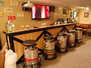 Kursi Ban, Diy Outdoor Bar, Man Cave Accessories, Ultimate Man Cave, Bar In Casa, Home Bar Design, Man Cave Basement, Man Cave Home Bar, Home Bar Designs