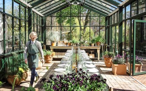 Gemyse -- dinner in the farm's greenhouse. Full farmhouse dinner is 550kr. Check out the "DIY snacks" around their fire pit. Greenhouse Restaurant, Beautiful Greenhouse, Organic Restaurant, Organic Gardening Pest Control, Farm Restaurant, Copenhagen Hotel, Tivoli Gardens, Organic Farming, Raised Beds