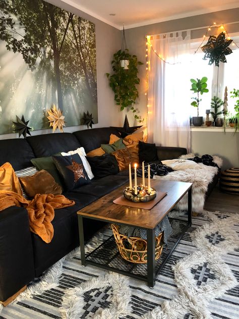 Boho Living Room Black Sofa, Modern Cozy African Decor, Black And Boho Living Room, Black Couch Bedroom, Black Sectional Boho Living Room, Male Boho Living Room, Boho Living Room With Black Sofa, Black Boho Interior, Black Boho Living Room Decor