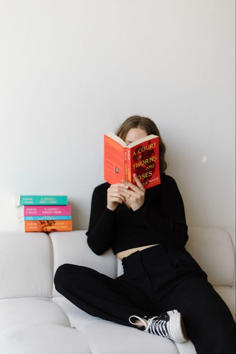 Posing With Books Photography, Self Portrait Ideas With Books, Book Self Portrait, Bookshelves Photoshoot, Book Club Photoshoot, Book Worm Photo Shoot, Self Portrait With Books, Aesthetic Photos With Books, Portrait With Books