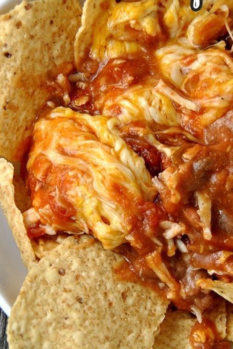 Slow-Cooker Nacho Chicken Dip Can Chicken Lunch Ideas, How To Make Canned Chicken Taste Better, Canned Chunk Chicken Recipes, Canned Chicken Tacos Recipe, Canned Chicken Recipes Easy Quick Lunch, Canned Chicken Appetizers, Casserole With Canned Chicken, Chicken In A Can Recipes, Canned Chicken Tacos