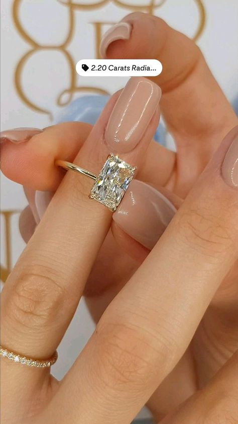 Rectangle Engagement Rings, Radiant Cut Diamond Engagement Rings, Dream Wedding Ring, Radiant Cut Engagement Rings, Cute Engagement Rings, Radiant Engagement Rings, Engagement Ring Inspiration, Future Engagement Rings, Emerald Engagement Ring Cut